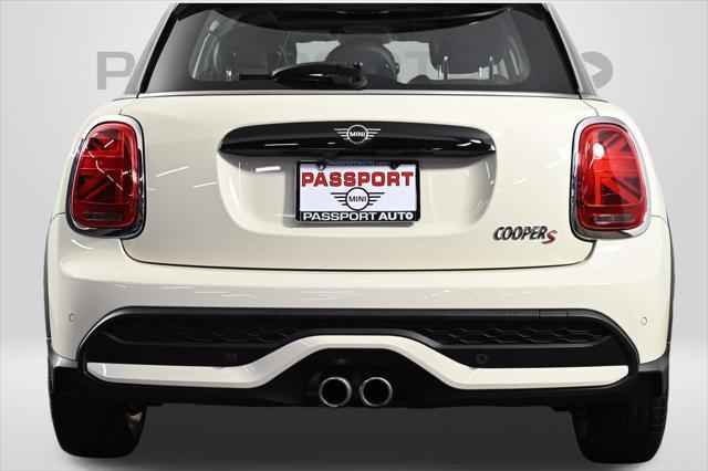 used 2023 MINI Hardtop car, priced at $27,500