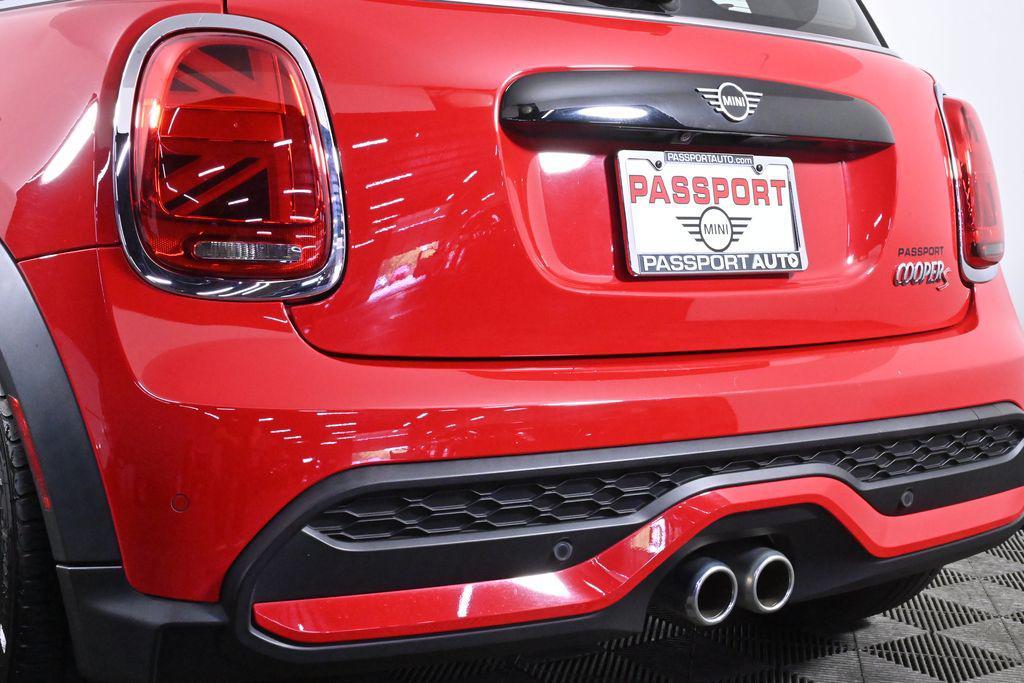 used 2023 MINI Hardtop car, priced at $26,000