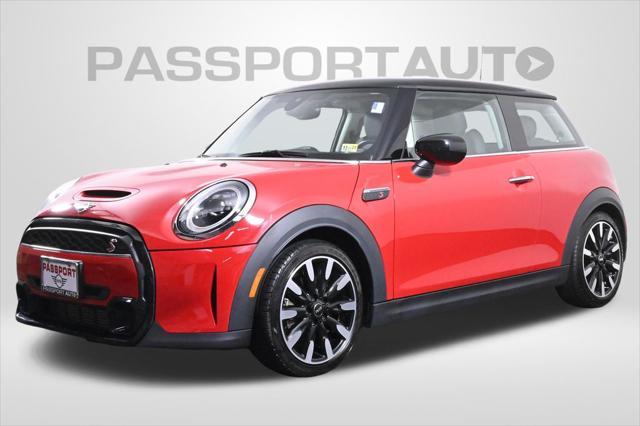 used 2023 MINI Hardtop car, priced at $26,000