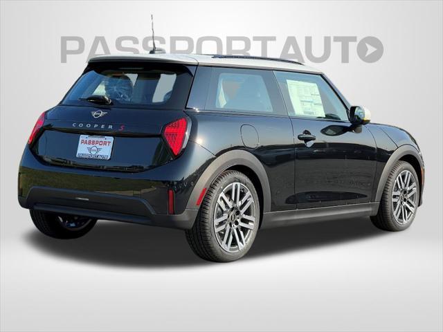 new 2025 MINI Hardtop car, priced at $36,445