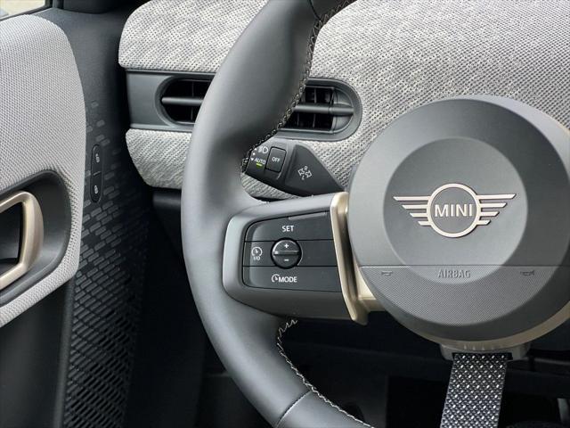 new 2025 MINI Hardtop car, priced at $36,475