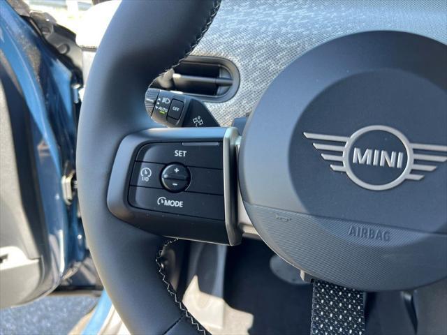 new 2025 MINI Hardtop car, priced at $39,775