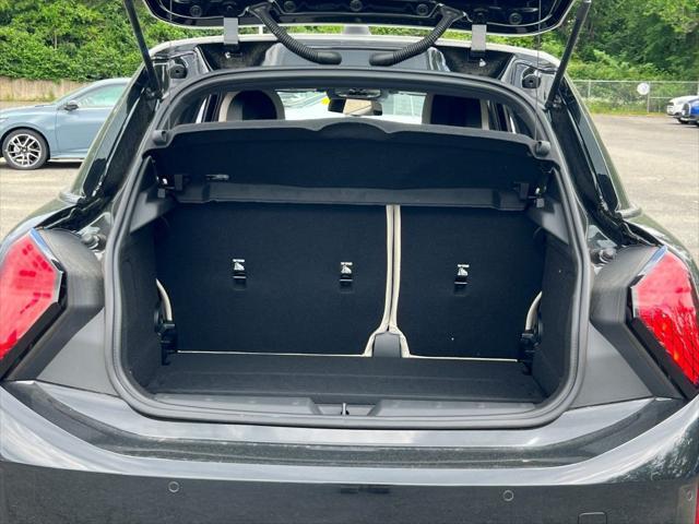 new 2025 MINI Hardtop car, priced at $39,380