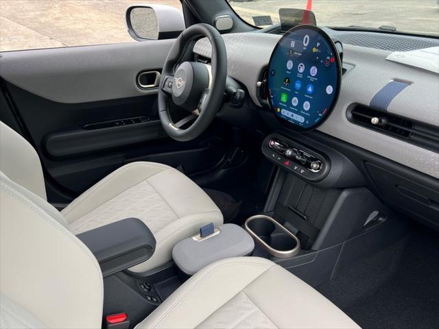 new 2025 MINI Hardtop car, priced at $39,380