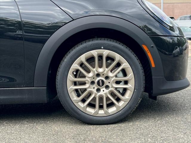 new 2025 MINI Hardtop car, priced at $39,380