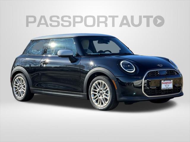 new 2025 MINI Hardtop car, priced at $35,130