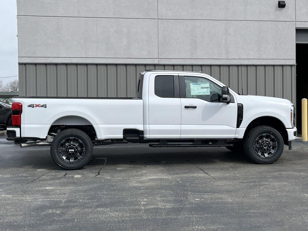 new 2025 Ford F-350 car, priced at $52,900