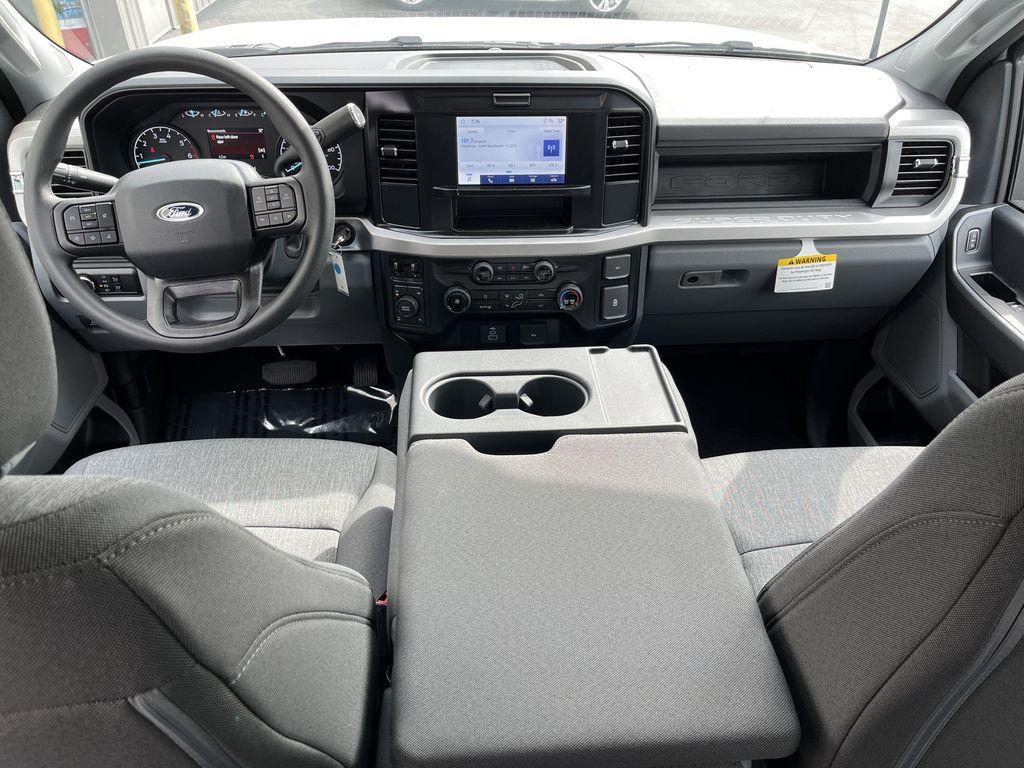 new 2025 Ford F-350 car, priced at $52,900