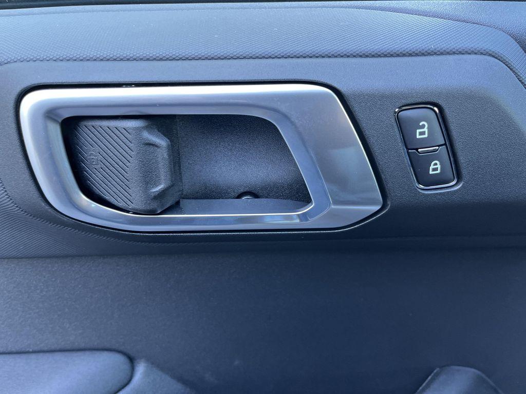 new 2025 Ford Bronco car, priced at $43,557