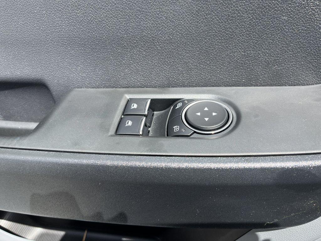 new 2025 Ford F-350 car, priced at $47,600