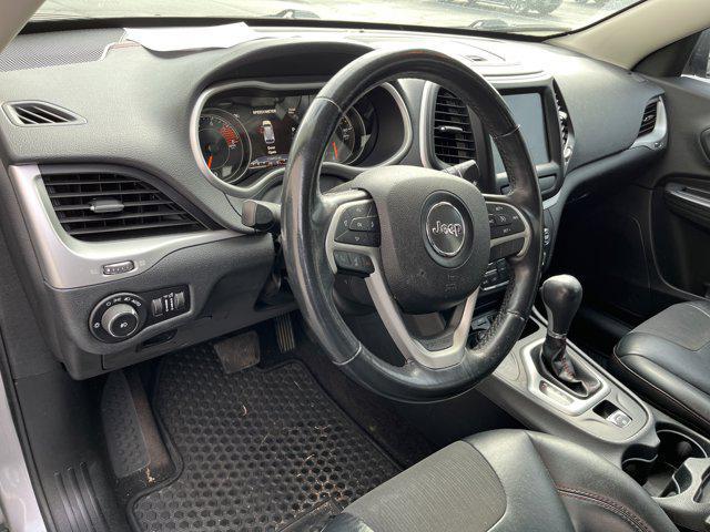 used 2016 Jeep Cherokee car