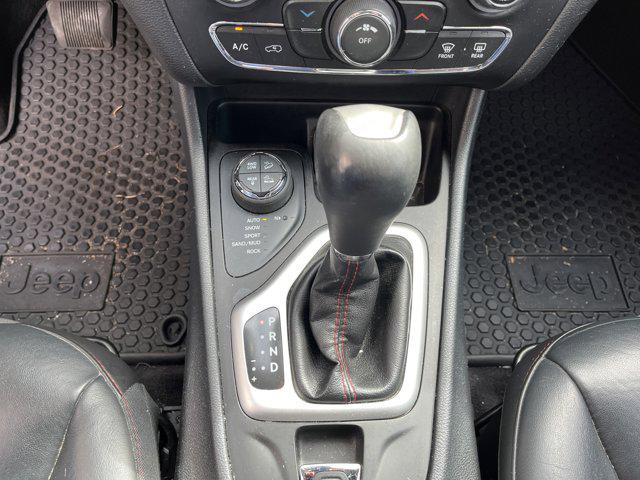 used 2016 Jeep Cherokee car