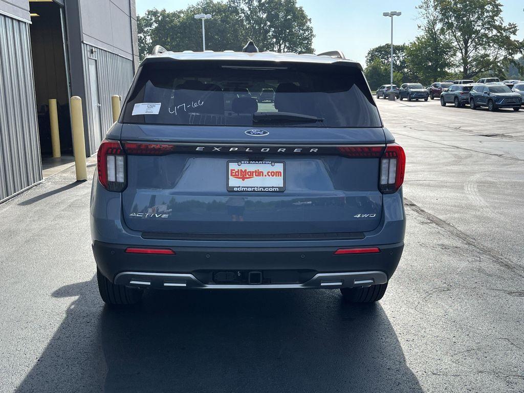 new 2025 Ford Explorer car, priced at $43,454