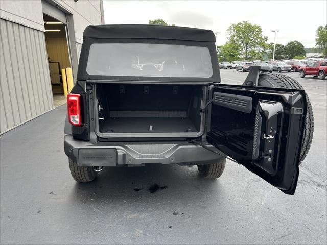 new 2025 Ford Bronco car, priced at $39,952