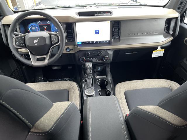 new 2025 Ford Bronco car, priced at $39,952