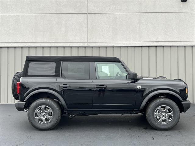 new 2025 Ford Bronco car, priced at $39,952