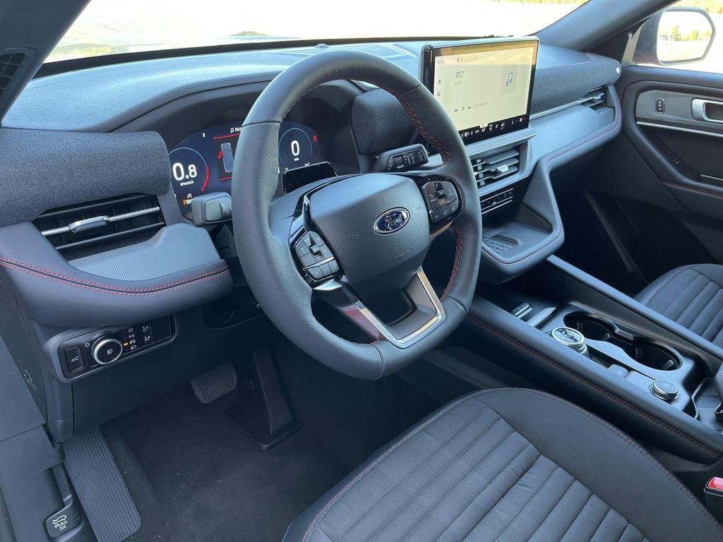 new 2025 Ford Explorer car, priced at $47,208