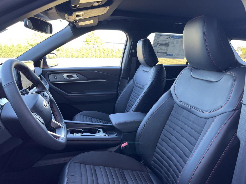 new 2025 Ford Explorer car, priced at $47,585