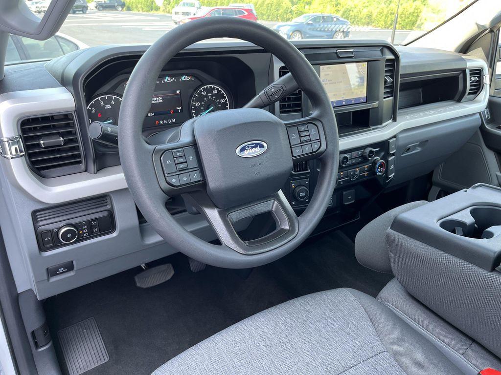 new 2025 Ford F-350 car, priced at $49,300