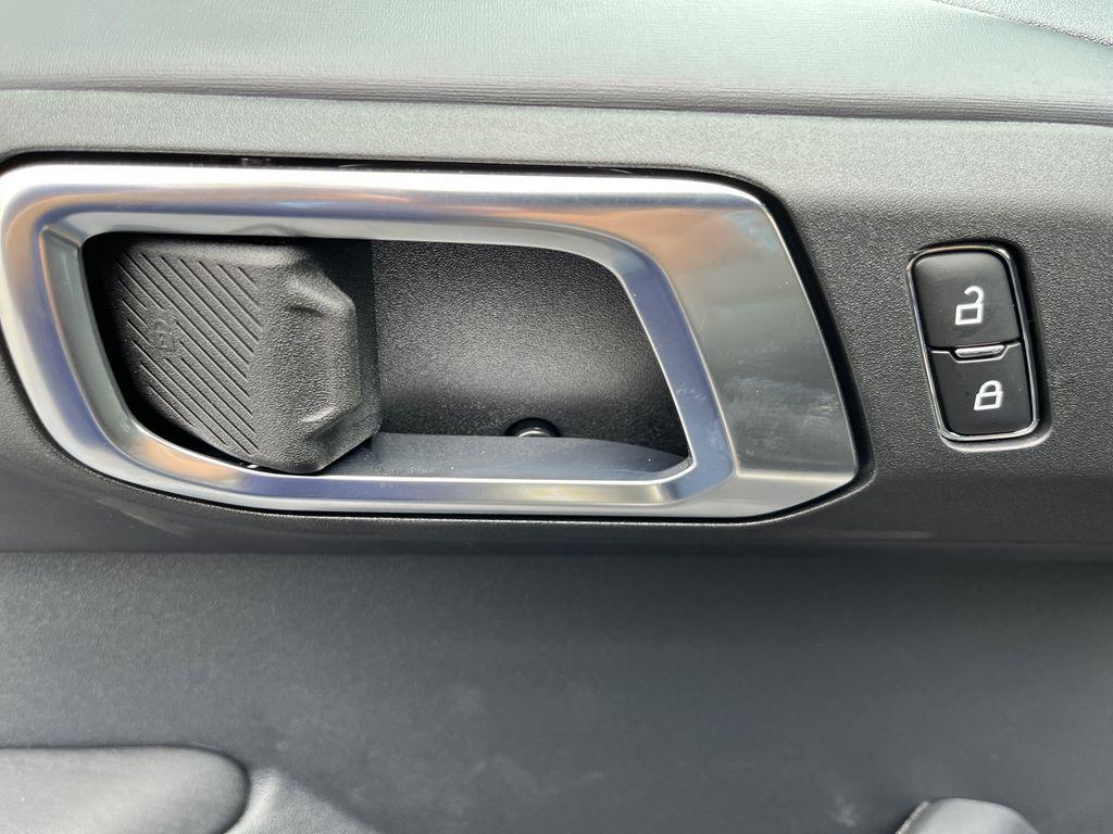 new 2025 Ford Bronco car, priced at $48,052