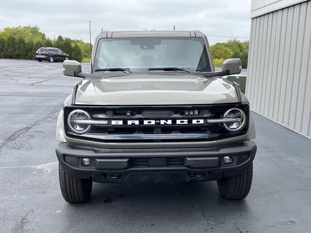 new 2025 Ford Bronco car, priced at $48,052