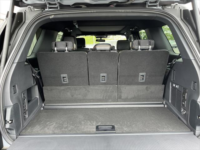 new 2025 Ford Expedition car, priced at $80,619