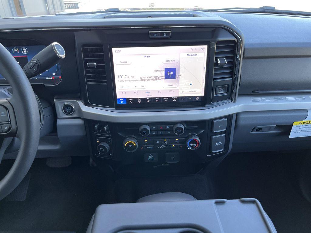 new 2025 Ford F-250 car, priced at $73,774