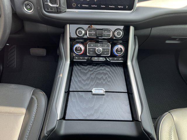 used 2022 GMC Yukon XL car, priced at $53,725