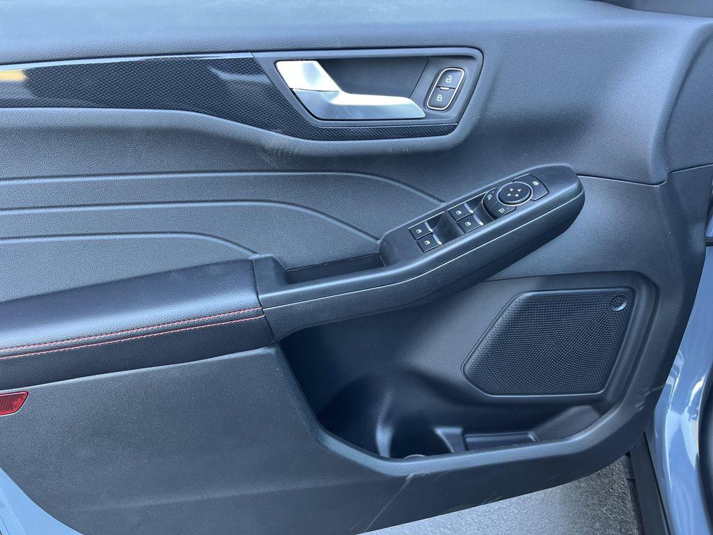 new 2026 Ford Escape car, priced at $33,011