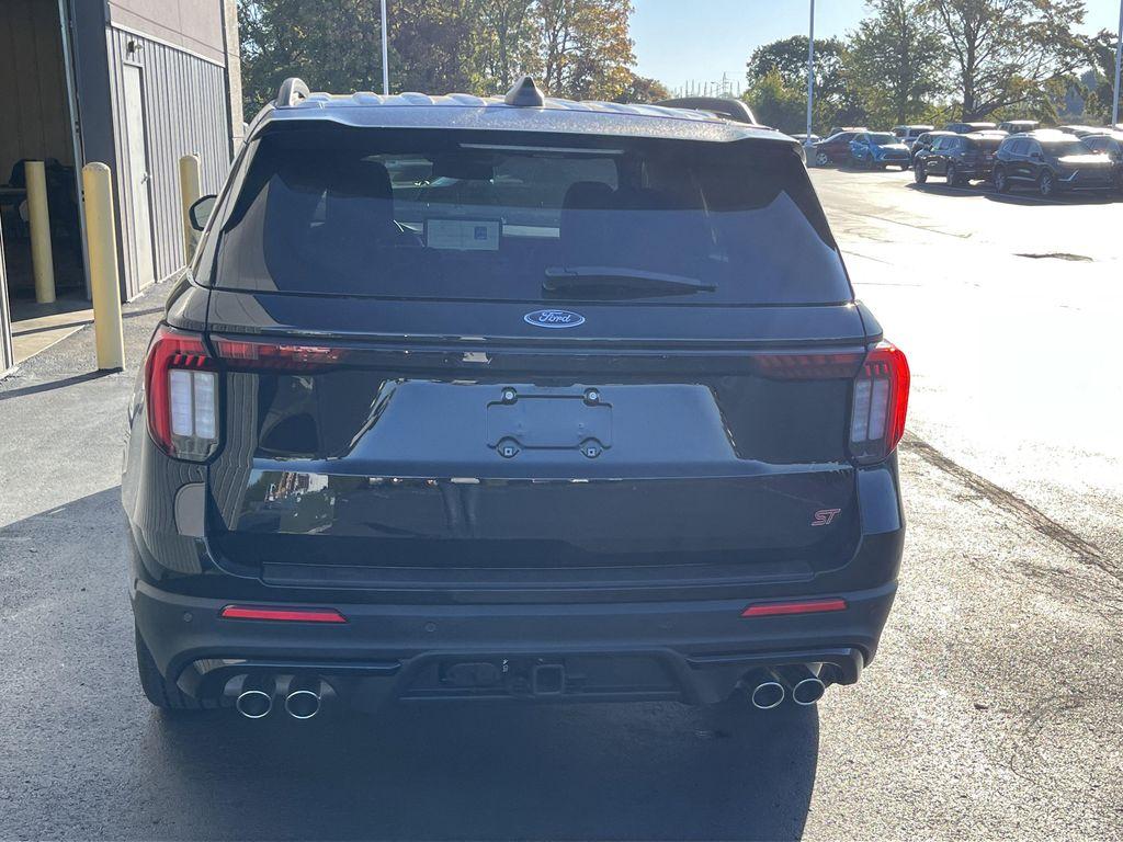 new 2025 Ford Explorer car, priced at $59,355