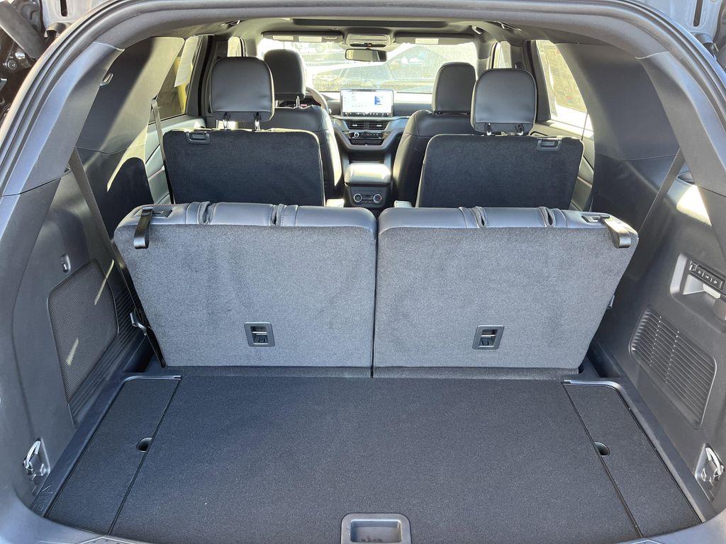 new 2025 Ford Explorer car, priced at $59,355