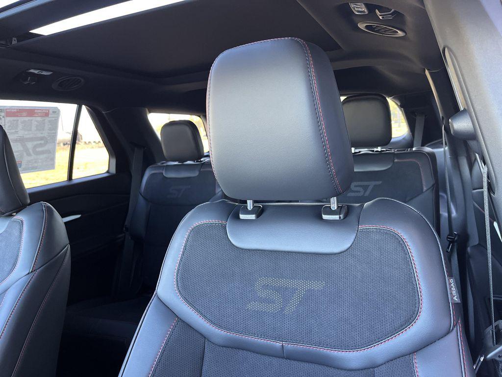 new 2025 Ford Explorer car, priced at $59,355