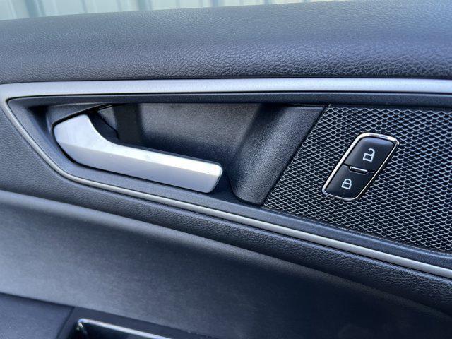 used 2019 Ford Edge car