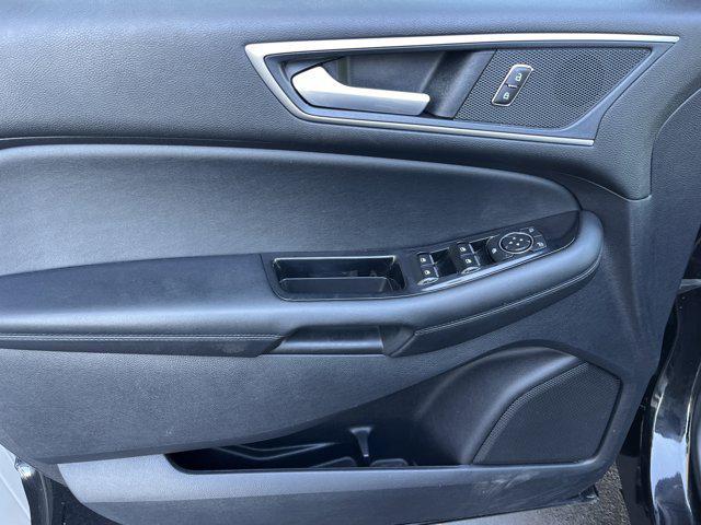 used 2019 Ford Edge car