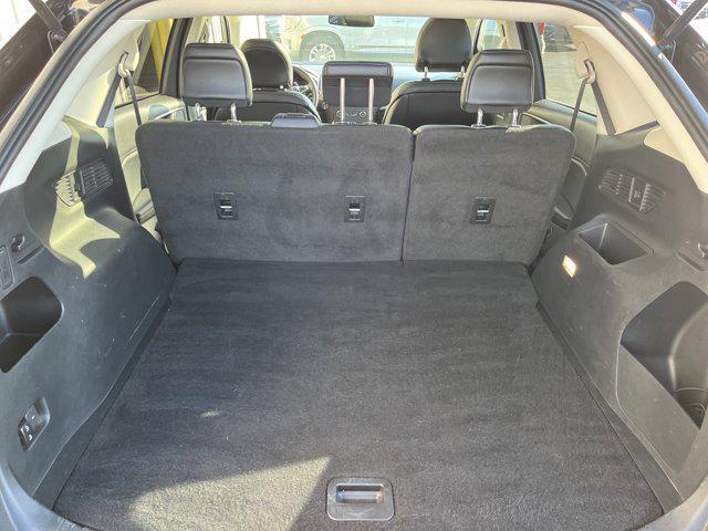 used 2019 Ford Edge car