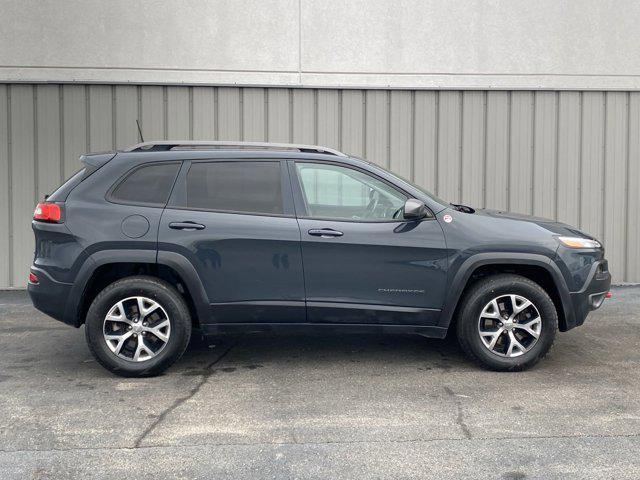 used 2016 Jeep Cherokee car, priced at $14,705