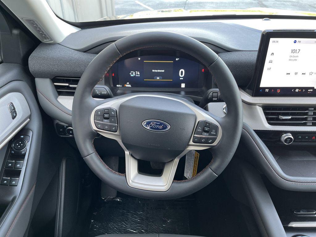 new 2025 Ford Explorer car, priced at $44,223