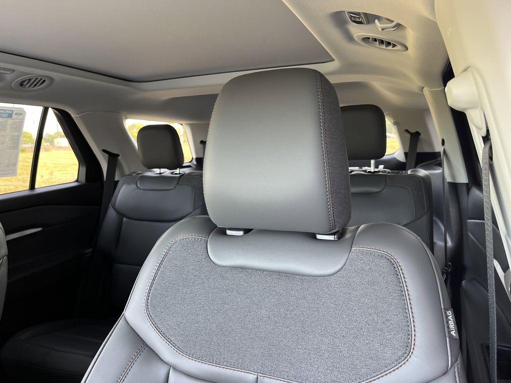 new 2025 Ford Explorer car, priced at $44,223