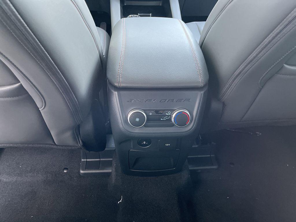 new 2025 Ford Explorer car, priced at $44,223