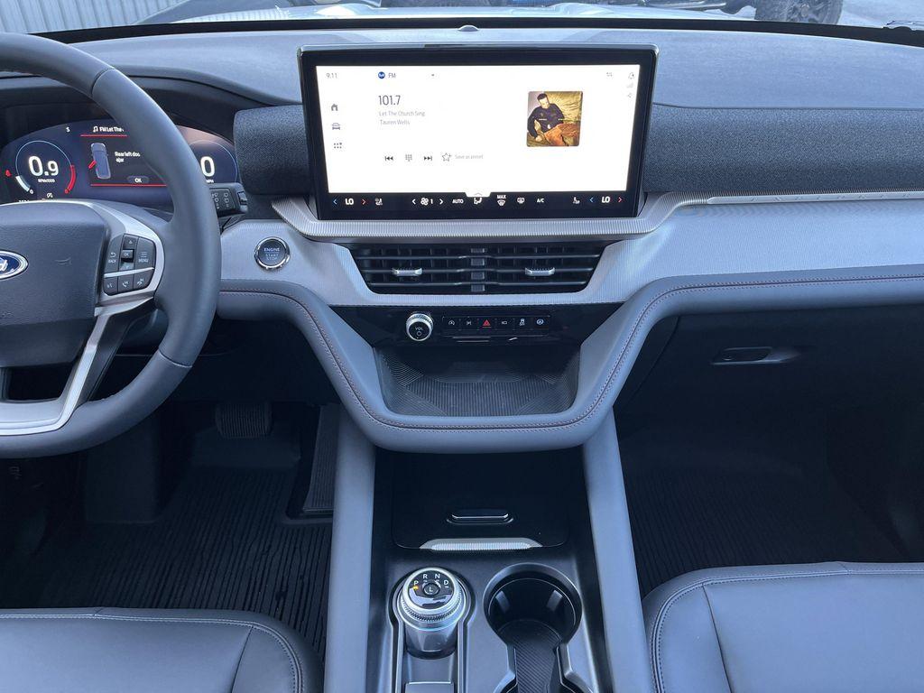 new 2025 Ford Explorer car, priced at $47,048