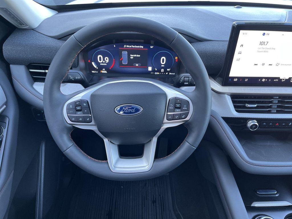 new 2025 Ford Explorer car, priced at $47,048