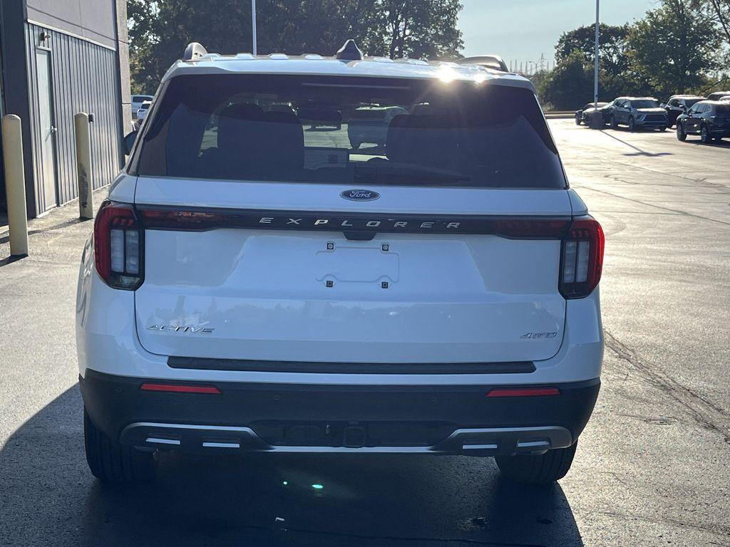 new 2025 Ford Explorer car, priced at $47,048