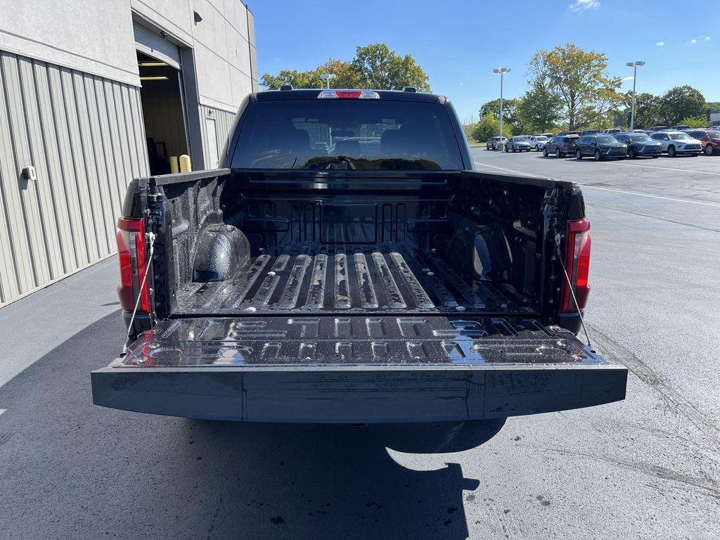 new 2025 Ford F-150 car, priced at $43,295