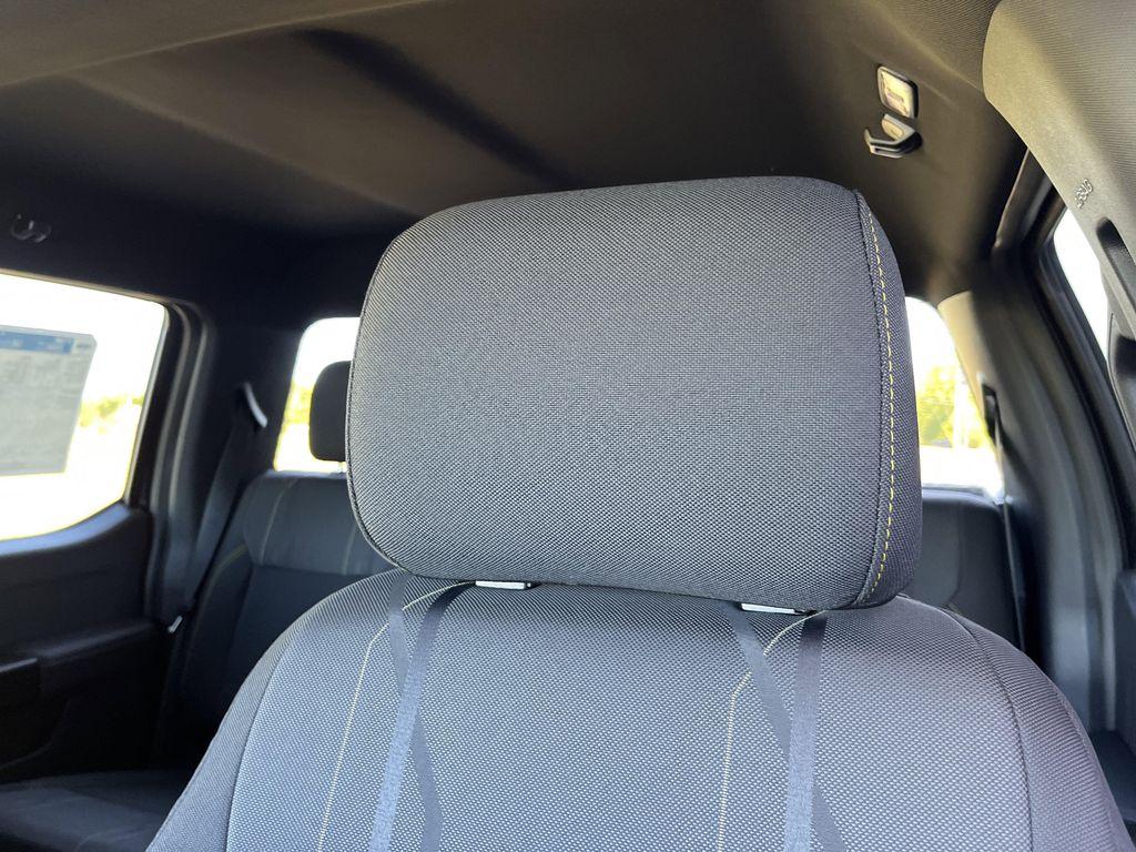 new 2025 Ford F-150 car, priced at $43,295