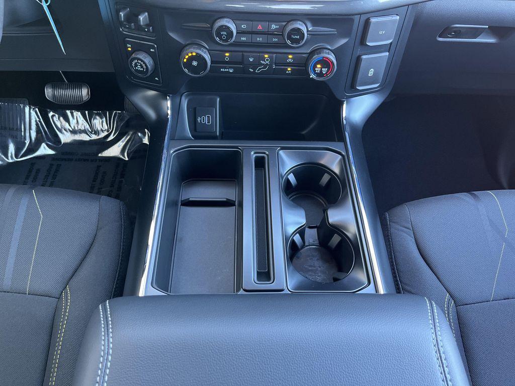 new 2025 Ford F-150 car, priced at $43,295