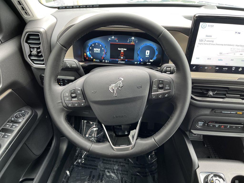 new 2025 Ford Bronco Sport car, priced at $31,384