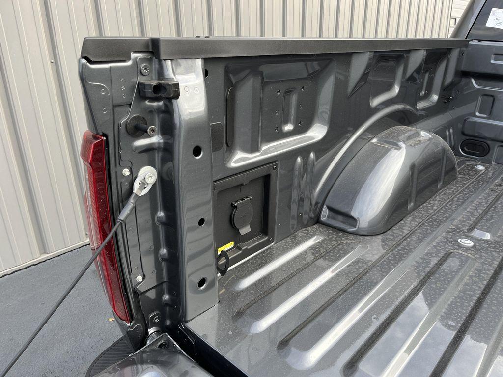 new 2025 Ford F-150 car, priced at $51,636