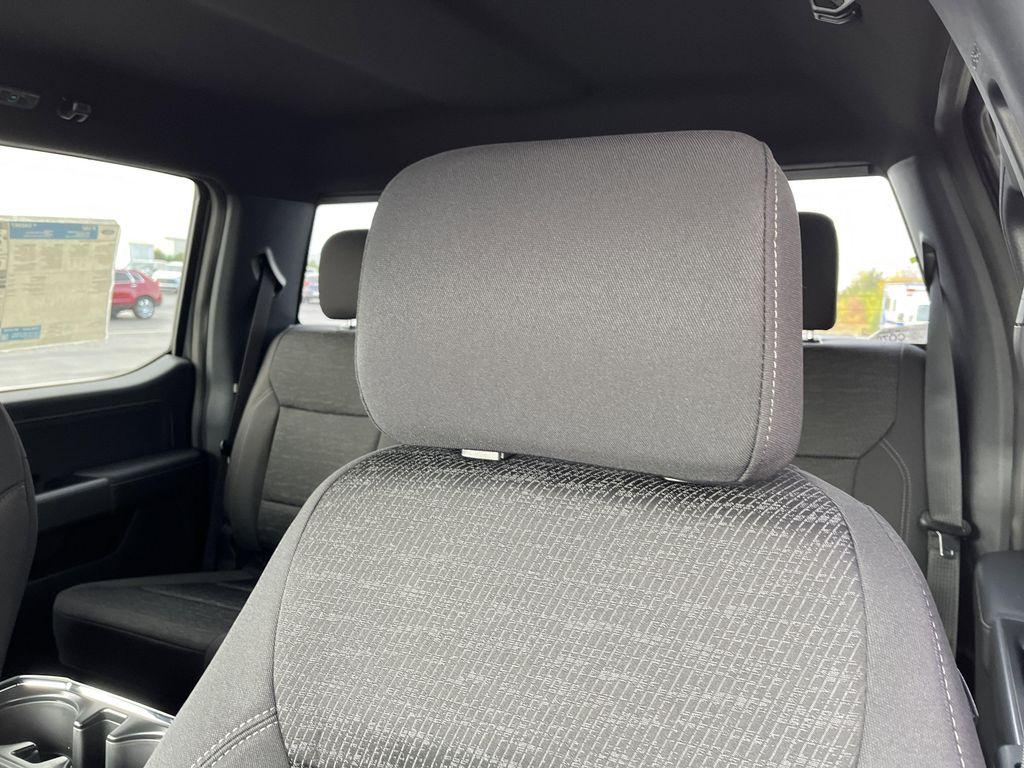 new 2025 Ford F-150 car, priced at $51,636