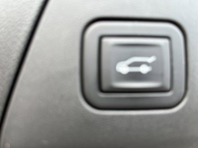 used 2023 Buick Envision car, priced at $25,876