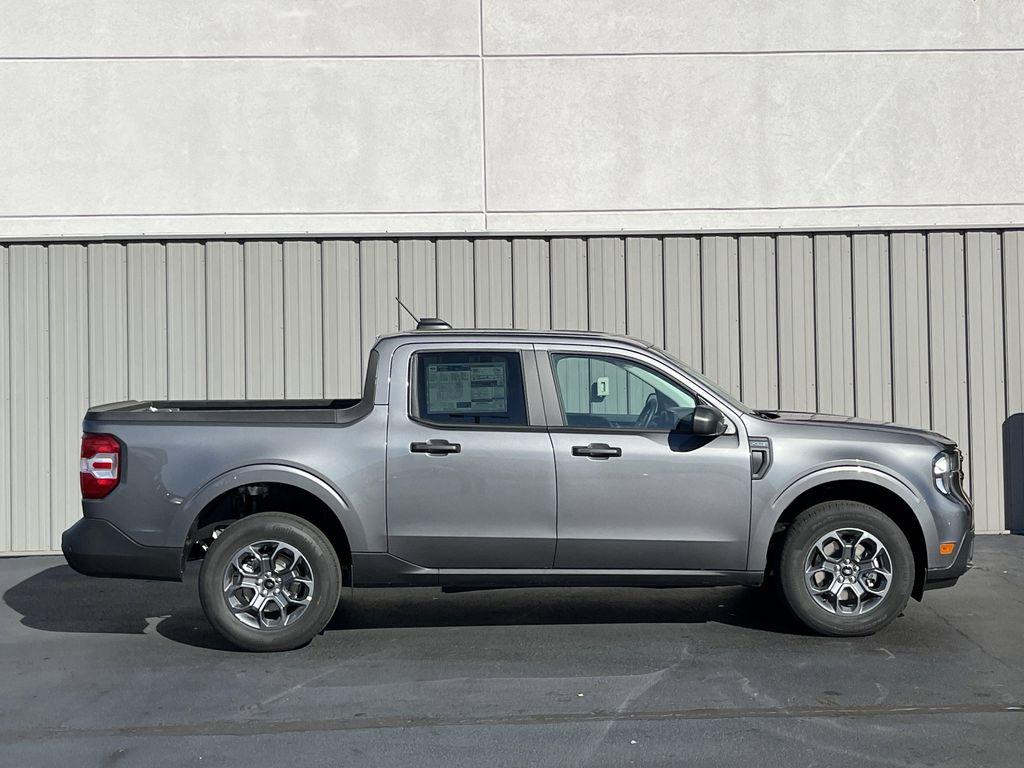 new 2025 Ford Maverick car, priced at $31,005